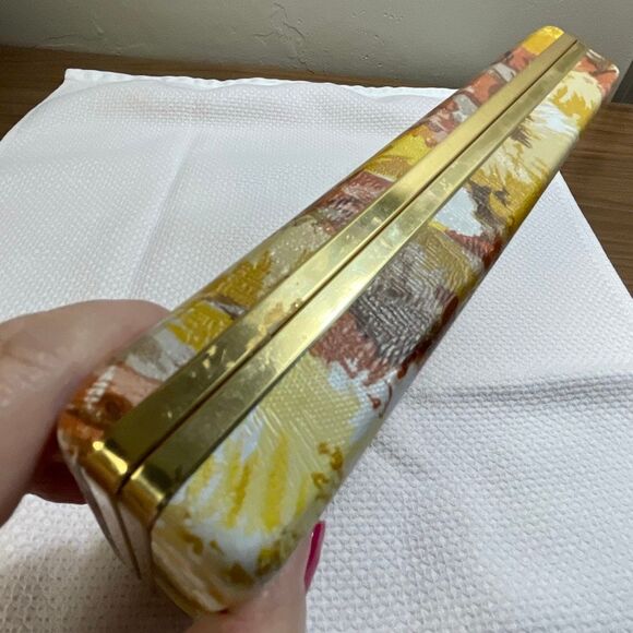 Vintage Floral  Travel jewelry box. Gold satin lid interior with gold velvet - Picture 5 of 9